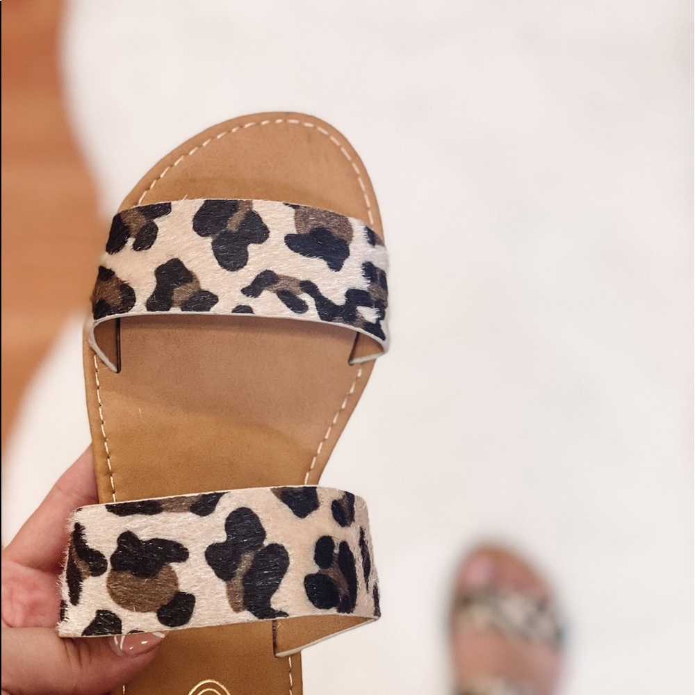 Leopard sandals